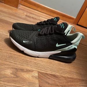 Air Max 270